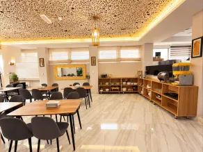 Sadaf hotel LLC - Restaurant