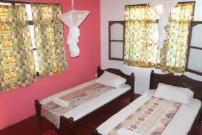 Akogo House - BnB , Hostel, Backpackers & Volunteer Center - Chambre