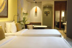 The Postcard Mandalay Hall, Kochi - Chambre