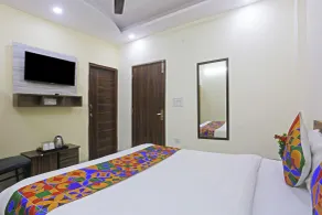 Hotel Twamev Couple Friendly Laxmi Nagar - Quarto