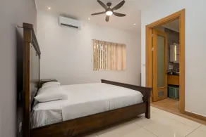 Royale Suites by Arc Royal Luxury Apts - Room