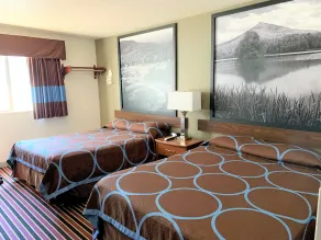 Raceway Inn - Room