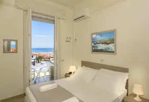 Hotel Lungomare - Quarto