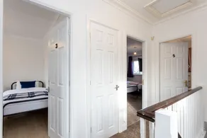 Renfrew House - Lobby