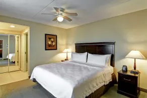 Homewood Suites by Hilton Sudbury - Chambre