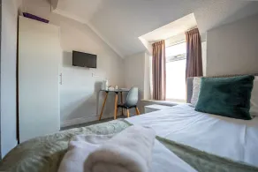 The Clifton Seafront Hotel - Chambre
