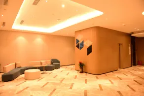 Holiday Inn Express Lhasa Potala Palace by IHG - Hall