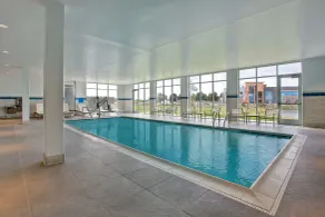 Hyatt Place at Wichita State University - Piscine