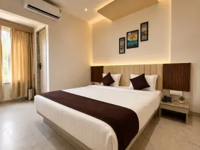 Hotel Maniratna Premium - Room