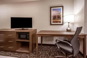 La Quinta Inn & Suites by Wyndham Fairborn Wright-Patterson - Chambre