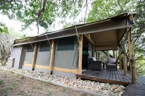 Little Africa Safari Lodge - Vista do quarto