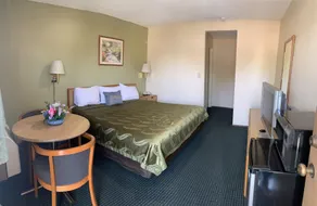 Regency Inn Lakeport - Værelse