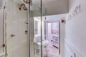 Ripa Medici, camere con vista e parcheggio incluso - Baño