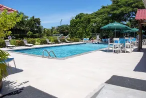 Hotel La Estacion - Pool