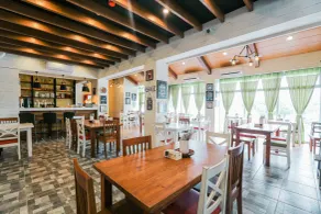 Bed and Bath Serviced Suites - Restaurant