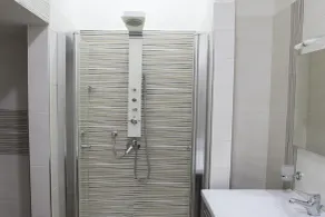 Napoli Garibaldi Square - Bathroom
