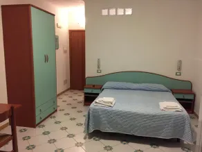 Paco Residence Apartments - Zimmer