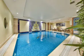 Ramada By Wyndham İstanbul Taksim - Piscine