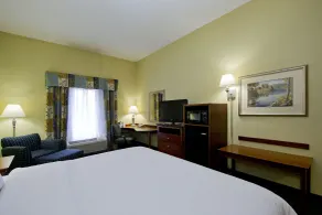 Hampton Inn Martinsburg South-Inwood - Room