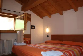 Mountain Home - Families Holidays - Habitación