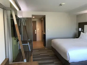 Holiday Inn Express & Suites Miami Airport East by IHG - Room