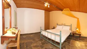 Nostos - Habitación