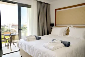 Kouros Stone Suites - Camera