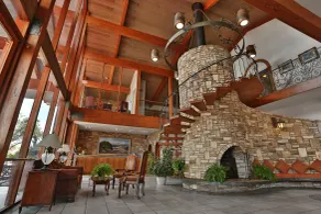 Inn of the Hills Hotel and Conference Center - Hall