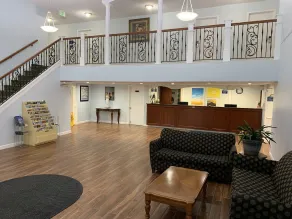 Days Inn by Wyndham Columbus IN - Entrée intérieure