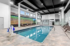 HomeTowne Studios by Red Roof & Conference Center Cortland - Pool
