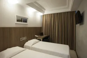 Hotel Melo - Habitación