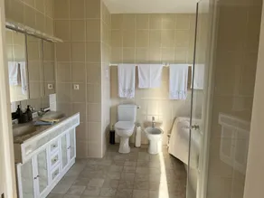 La Fiere Bridge Guest House - Baño