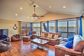 Dock & Fire Pit: Waterfront Cedar Creek Lake Home - Interior