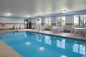 Holiday Inn Express Sheboygan-Kohler / I-43 by IHG - Pool