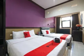 RedDoorz @ Urip Sumoharjo - Room