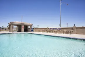 Holiday Inn Express Hotel & Suites El Centro by IHG - Pool