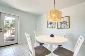 Cedar Key Condo w/ Balcony & Gulf Views! - Innenbereich