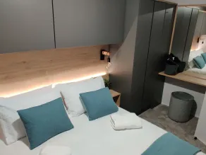 Long View Lodge - Room