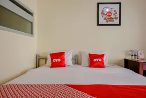 RedDoorz at CBR Residence Blimbing - Zimmer