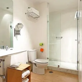Hotel Holos - Bathroom