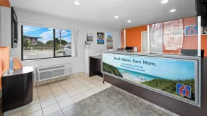 Vagabond Inn Monterey - Hall