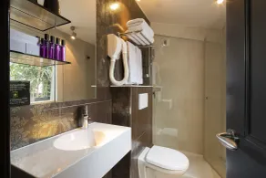 Hotel Design Sorbonne - Bathroom