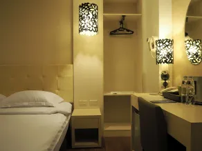 The Riverside Hotel Hengchun - Room