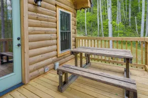 Furnished Deck & Fire Pit: Serene Marshall Cabin! - Innvendig