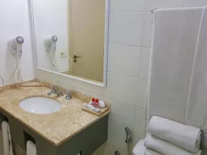Omega Flat - Bathroom