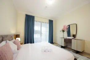 Silk Valley - Luxury 1BR 10 minutes from DXB Airport - Room