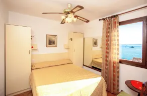 Villa Masha is a Detached House, Very Finely Accommodating 6 to 7 Persons - Rom