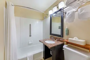 Best Western Inn at the Rochester Airport - Salle de bain