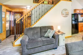 Lakefront Pearson Cottage w/ Swim Dock + Kayaks! - Interiør