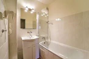 Charles Central - Chambre